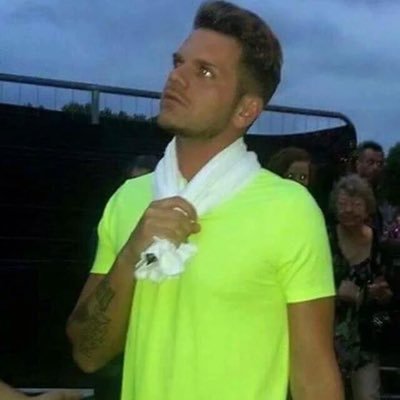 snap:keenv2 pour ceux ki veule' m'ajouter fan de Kevin. depui plu d'un an ❤️KF un jour KF pour toujour