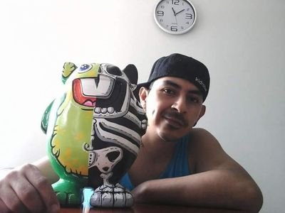 DonFuster_man's profile picture. Diseño•Escultura•Ilustración
                  México - Panamá
Follow me on instagram 
@fuster2.0 
@skull_comando