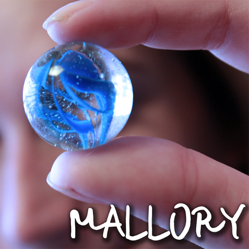 Edward parle de Mallory, tout simplement. Oui mais voilà, Mallory elle est tout sauf simple...
Toutes les infos et actus du court-métrage !