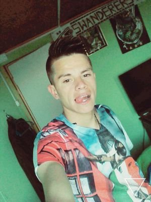 Quisiera regresar el tiempo y cambiar errores
Sé que todo fue mi culpa y te causé dolores
Espero que de volver tú tengas intenciones