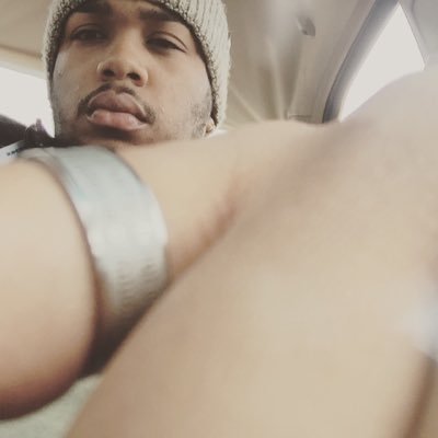 Earthgawwd's profile picture. 