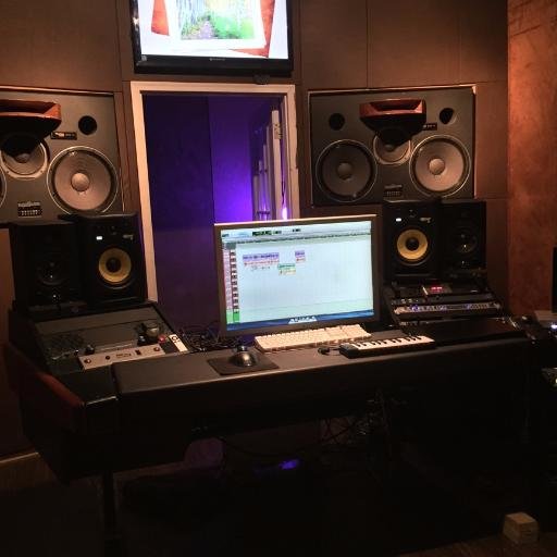 (book your session today)Call/Text (470)-231-9324