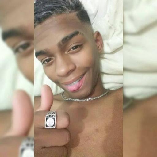 - S.M
- Namoro
- Insta : marqus_silas
- sincero e leal ;)