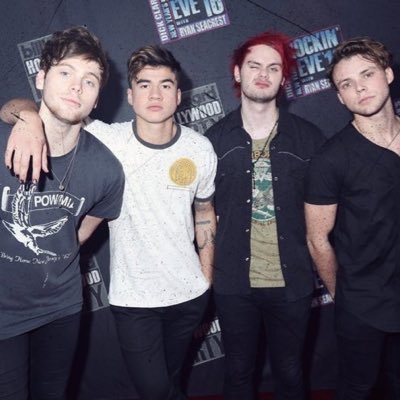 rejectsxxafi's profile picture. its a valid point// ROWYSOTOUR 25.07.15