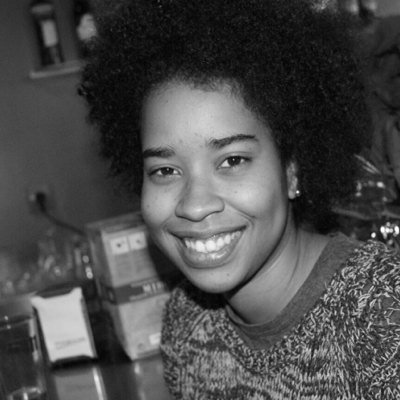 Malachuse's profile picture. Adicta al chocolate, amante de la música y Proyecto de Socióloga finalizado, ahora Proyecto de Relaciones Internacionales (?)