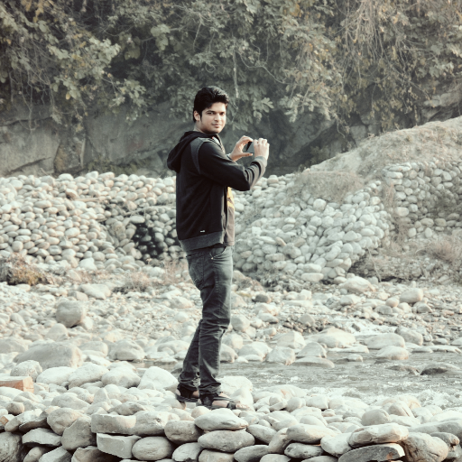 Engineer. Mobile Enthusiast. Cricket & Football lover. Loves travelling. Foodie :)