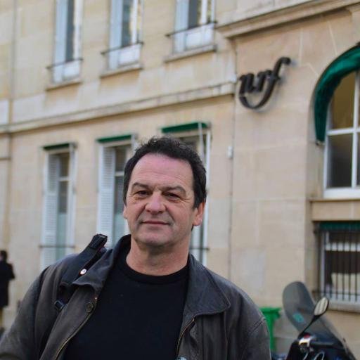 VeilleCottin's profile picture. Veille autour du Livre, du Théâtre, des Arts de Suisse & d'ailleurs
Livre à vous d’en parler  https://t.co/pBubQYVnW8 #{LVDP}