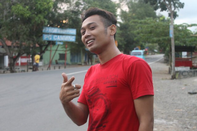 setya_whna's profile picture. Life for nothing or die for something