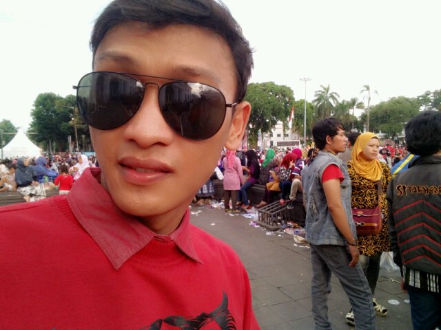 MzGymbot's profile picture. 