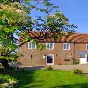 Two Luxury Holiday Cottages in Filey just on rhe outskirts of Filey , walking distance to Filey Beach and FileyTown. Sleep 4 & 6. Ideal for groups of upto 10.