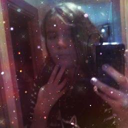 safarheva2's profile picture. меня устраевает всё кроме войны