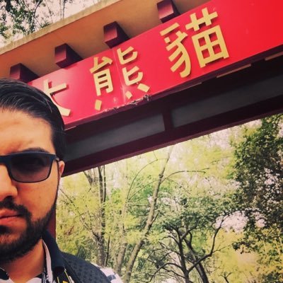 vladUayeb's profile picture. Nací en este universo con la meta de cumplir mis sueños, de dar y recibir amor, de divertirme como un niño. Gracias mundo por darme ese milagro que es la vida