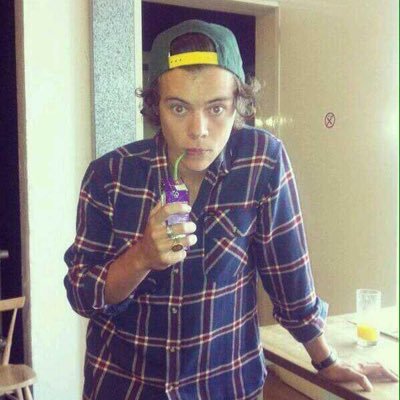 Whatafeeling14's profile picture. 