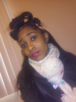mother of 3 fun & silly I hate drama I'm bisexual
@_deevixen my girlfriend fw her you fw me I'm all about me - mines Family first