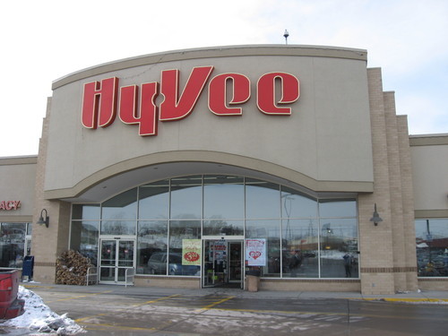 Welcome to the official Pleasant Hill Hy-Vee Twitter page!