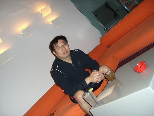 yangruey's profile picture. 