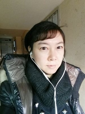 astoryfactory's profile picture. 아이들 마음에 행복씨앗을 뿌려요~♪♬