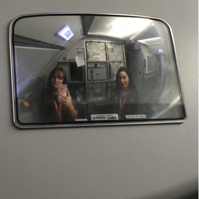 ewezaxela's profile picture. 