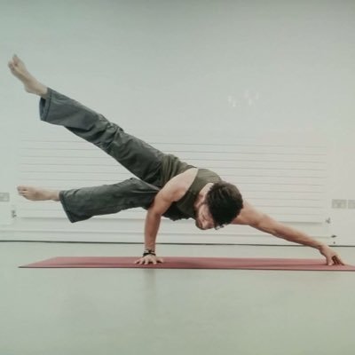 mandukyayoga's profile picture. Suffolk based A&E/cardiologynurse, movement therapist, yoga teacher, breathwork coach & podcaster. Here to help you live a happier, healthier, pain free life.