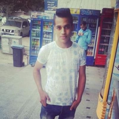 mahmoud_mashhor's profile picture. ‏هكتبها بخط عريض من لايعشق الاهلى فاهو مريض اهلاوى 
 
ولم جابوا سيرت الحب كلوا بص لحبيبته وانا بصيت لصحبى

بطلنا نصحاب عيال عشان بيطلعوا فى الشدة كلاب