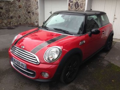 Lunas08's profile picture. 