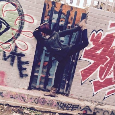 QuirkySnapz's profile picture. 