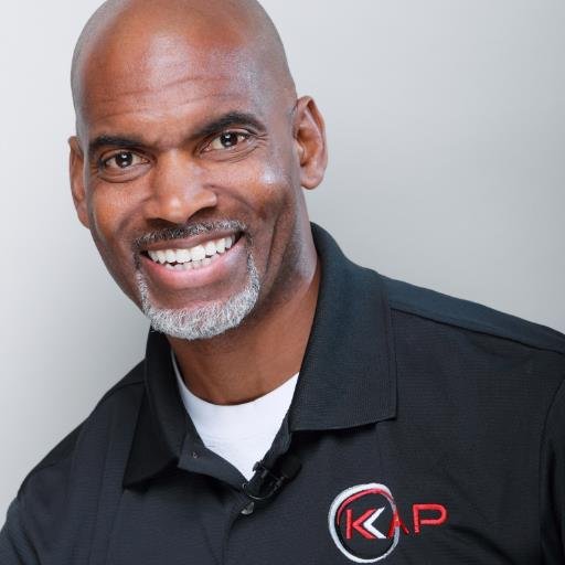 Professional sports action photography for youth leagues and teams throughout the Central Valley. Instagram #kapphotos ; https://t.co/dFuRdiVHNQ; @trainingwithkap