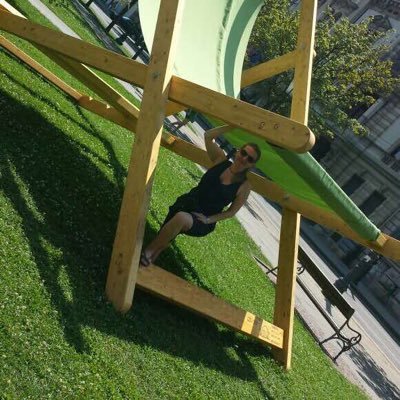 etavalentic's profile picture. 