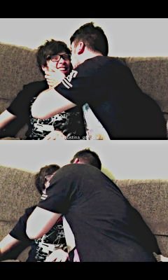 ValenDoblasGdrs's profile picture. Tienen sueños?
Yo sí, y ese sueño es conocer al causante de mi sonrisa
R.D.G #Always