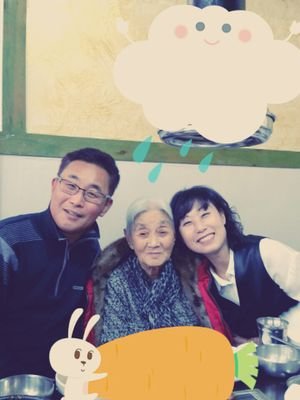 Wi2M2Gsnp1Nn4BH's profile picture. 아무리힘들어도^기도하는사람있으면희망있습니다♥세상이절망적보여도^살아있는교회있으면희망있습니다.