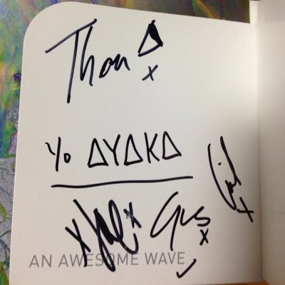 tecco's profile picture. Indie rock lover. Traveler. Dog lover.