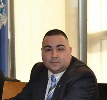 A proud democrat, New Haven resident, and Board Member to the National Puerto Rican Agenda (NPRA).
(tweets are my own)
