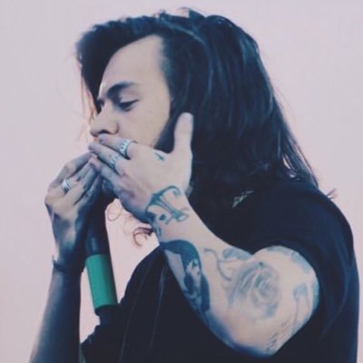 _andreeeaaa's profile picture. 