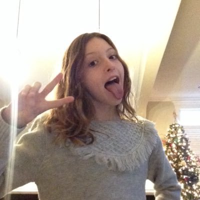 Gwyn1027's profile picture. My name is Gwyn fav color is pink