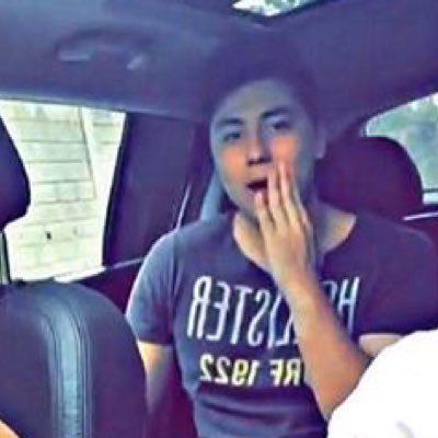 Muri_sn's profile picture. O mundo pode ter pressa, mas espere para ser perfeito.