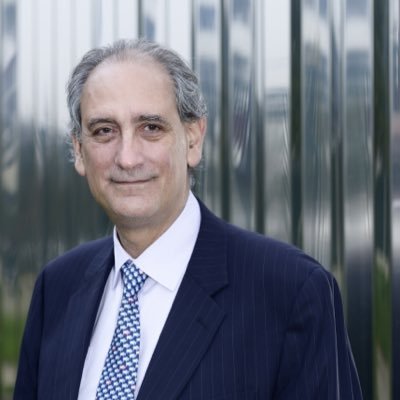 Ancien président de la Conférence des Présidents d'Université @FranceUniv , ancien président de l'@univ_spn, grand père, retraité.