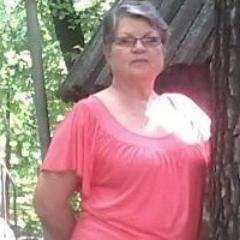 люблю всех и все.жизнь ,природу,красивых людей и конечно талантливых,трудолюбивых.