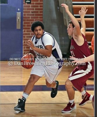 SCHS sophomore basketball player. just trying to be great. #MoneyTeam Rule #1 no mercy. Rule #2 no tolerance. Rule #3 don't you dare claim me. that's final.