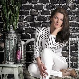 JillianSchleger's profile picture. Multi-Creative Entrepreneurs!  Dissolve imposter syndrome, and actualize abundance, so you can finally be seen and heard!
