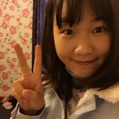 sqwiii's profile picture. 落叶的一生，难道只为了归根么？