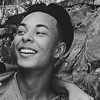 DreamFlorian's profile picture. il suffit de fermer les yeux et profiter de la montagne russe qui est la vie :) x. |||||||||||||||||Azzy ajoute mon SNAP : nicolas97422