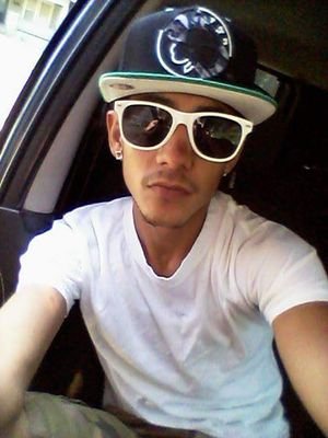 ThaBurgCityGoon's profile picture. hustle til I make it ,  mix tape coming soon !!!!! #Gee_Flako #stay_n_trap