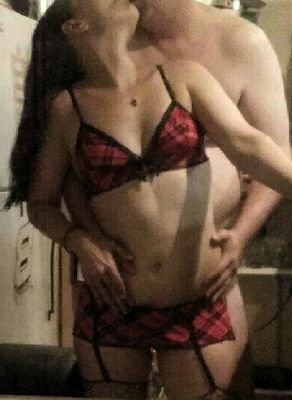 kinky fun couple that loves sharing with others