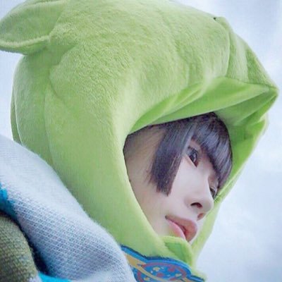アレクサンドル グスタフ ニュートン Kaaaaaaaaaapa Twitter