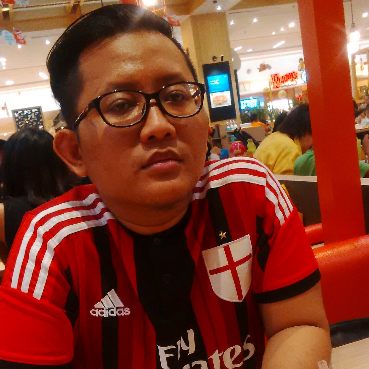 Milan di dadaku dan Merah Hitam warna Jiwa Ku. .!!!#weareacmilan