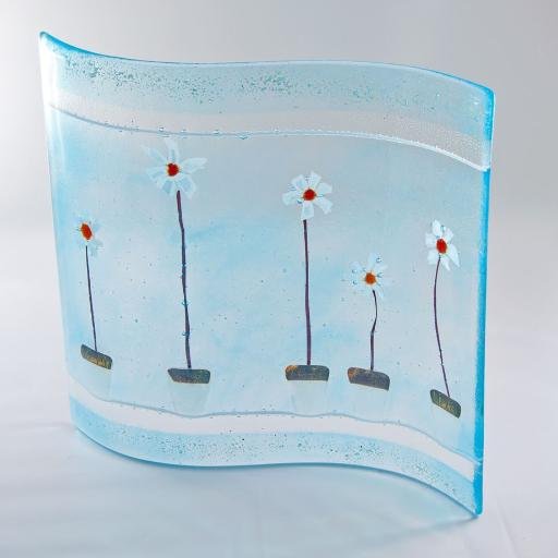 The Glasshouse is a creative sanctuary offering fused glass workshops for all! Somewhere to unwind and unleash your creativity #glasshouseknaresborough