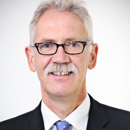Hauptgeschäftsführer IHK Koblenz | IHK-Arbeit + Wirtschaftspolitik | Gesamtinteressenvertretung von rd. 107.000 Industrie-, Handels- + Dienstleistungsbetrieben