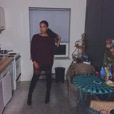 mamarkowski's profile picture. Probably too weird for you, don't follow me.