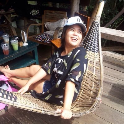 upoop10's profile picture. 