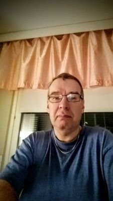 KarhuAsko's profile picture. Seuran jalkapalloa ja olen fani Chelsea ja Real Madrid ☺ ja seuran myös politiikka.